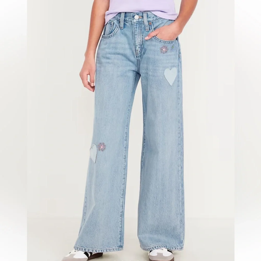 Old Navy Super Baggy Wide-Leg Embroidered Jeans, size 10